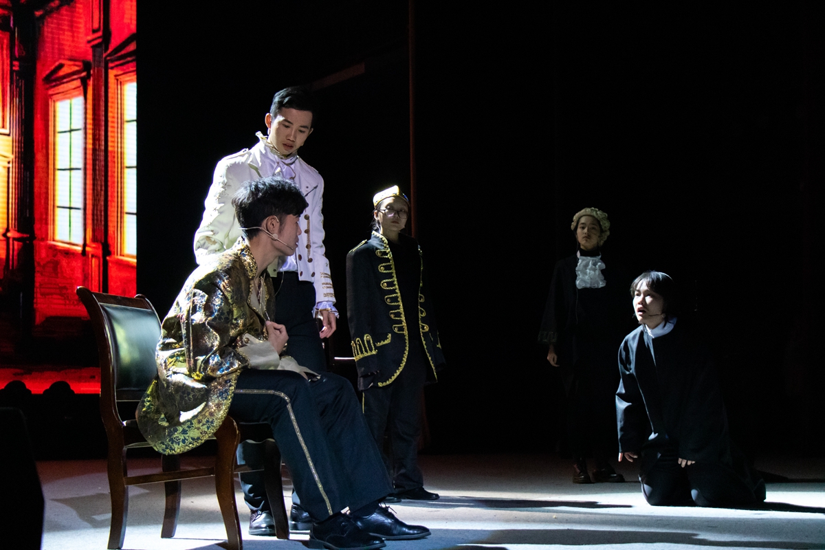 文法学院同学带来话剧表演《威尼斯商人》【学通社记者 邵子衿 摄】